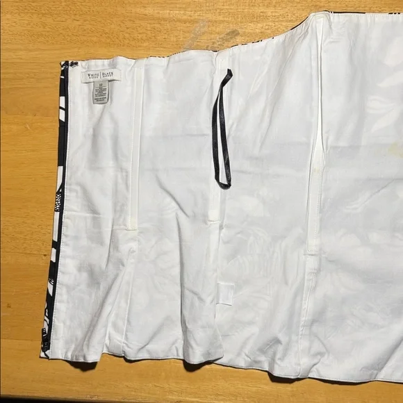 White House Black Market Bustier - Picture 7 of 12